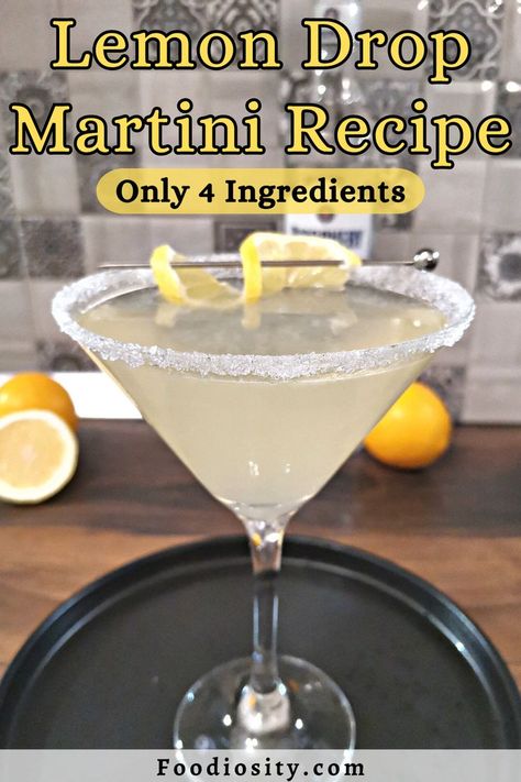 Easy Martini, Lemon Drop Drink, Martini Recipes Easy, Lemon Drop Martini Recipe, Lemon Drop Recipe, Lemon Martini, Summer Drink Cocktails, Lemon Vodka, Lemon Drop Martini