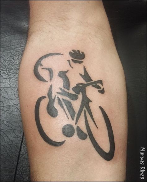 Cycling Tattoos For Men, Cycling Tattoo Bicycles, Cycling Artwork, Cycling Tattoo, Rabe Tattoo, Lock Tattoo, Robot Tattoo, Bicycle Tattoo, Bike Tattoos