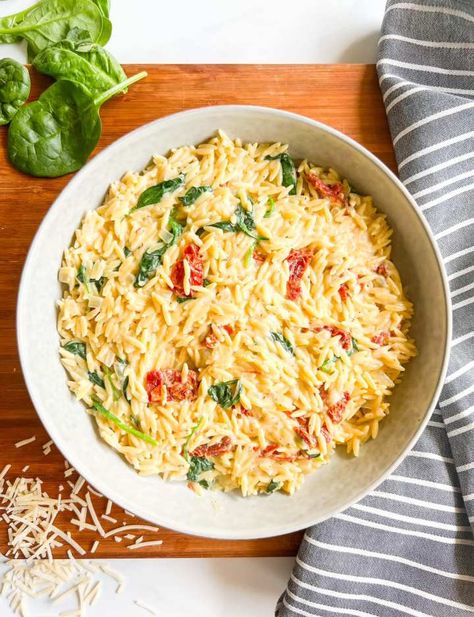 Creamy Tuscan Orzo - Keeping On Point Creamy Tuscan Orzo, Tuscan Orzo, Keeping On Point, Greek Orzo Salad, Sandwich Sides, Chicken Orzo, Points Recipes, Vegetable Stew, Sun Dried Tomatoes