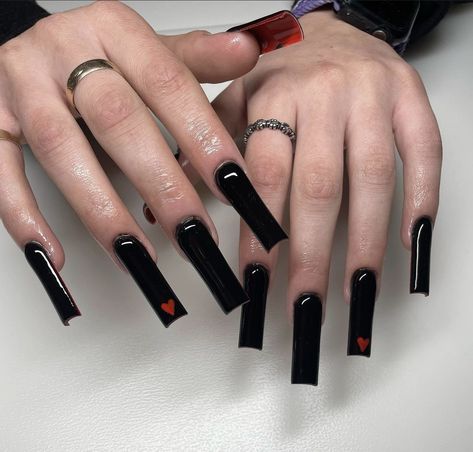 Black Emo Nails Ideas, Baddie Black Nails, Black Square Nails Design, Emo Acrylic Nails, Long Black Acrylic Nails, Black Square Acrylic Nails, Black Nails Long, Bottom Nails, Red Bottom Nails