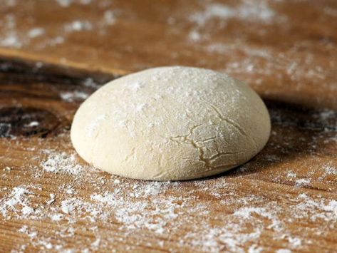 Frozen bread dough is a quick cook's best friend – especially when you think outside the traditional 1 pound baked-loaf-box. Rhodes Bread Dough Recipes, Frozen Dough Recipes, Frozen Bread Dough Recipes, Rhodes Bread Dough, Barilla Recipes, Rhodes Bread, Dough Ideas, Bread Dough Recipe, Frozen Bread Dough