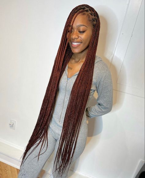 Knotless Box Braids Ginger And Black, Knotless Box Braids 350 Color, Hair Color Ideas For Knotless Braids, Colour 39 Braids, Knotless Box Braids Medium Ginger, Fox Brown Knotless Braids, Ginger Braids On Black Hair, Ginger Knotless Braids Black Women, Dark Ginger Knotless Braids