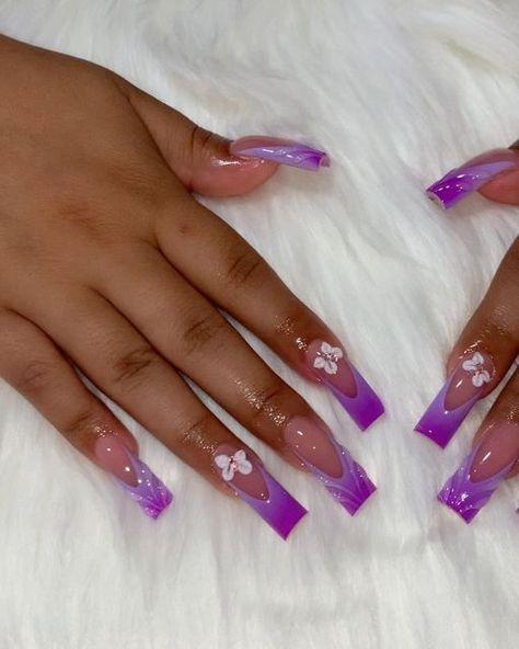 𝓑𝓪𝔂 𝓐𝓻𝓮𝓪 𝓝𝓪𝓲𝓵 𝓣𝓮𝓬𝓱 🎀 <$ on Instagram: "💟💟💟💟 I love how this ombré came out" Nude Ombré Nails, Acrylic Nails Ombre, Purple Ombre Nails, Ombré Nails, Pink Acrylics, Pink Acrylic Nails, Purple Ombre, Gorgeous Nails, Ombre Nails