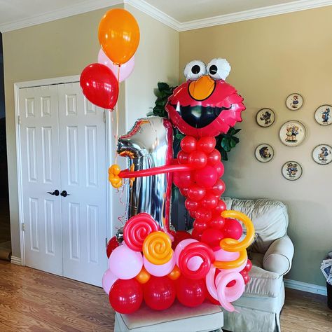 Elmo Balloons, Elmo Centerpieces, Elmo World, Elmo Birthday Party, Baby Shower Theme Decorations, Sesame Street Birthday Party, Elmo Party, Elmo Birthday, Sesame Street Birthday