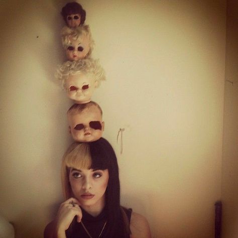 Melanie Martinez, Dolls, Wall