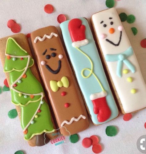 Decorated Christmas Cookies, Cookies Cupcake, Cookie Sticks, Winter Cookie, Sugar Cookie Designs, Pretty Cookies, Xmas Cookies, Fancy Cookies, Christmas Cookies Decorated