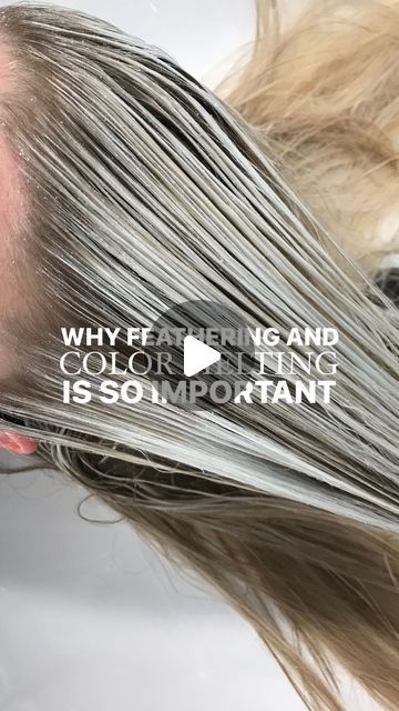 Chrissy Danielle Lotenero on Instagram: "WHY BLENDING + MELTING IS SO IMPORTANT‼️👇🏼  👉🏼 THE BLEND STARTS IN THE FOIL - period! always feather your lightener to the hairline for the most seamless blends, because in 6-8 weeks when the toner fades, you’re left with what was lightened  👉🏼 COLOR MELTING - ensures a seamless grow out and is truly the icing on the blonde! don’t skip this step!  ⚠️ PRO TIP: for a money piece like this, tap everything except the hairline first, next gloss and LASTLY tap the root on TOP of the money piece gloss! this will keep it bright yet seamless ✨  lightened with @trussprofessional   #hairvideos #colormelt #moneypiece #babylights #balayagehighlights #dimensionalblonde #livedinblonde #hairhacks #hairtutorial #hairhowto" Ash Blonde Babylights, Blonde Hair Root Tap, Highlight Root Touch Up, Bleach And Tone With Shadow Root, Full Foil With Root Smudge, Full Head Blonde Foils Root Stretch, Dimensional Blonde, Blonde Roots, Color Melting