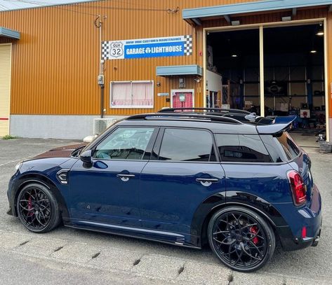 Black Mini Cooper, New Mini Countryman, Country Man, Mini Cooper Classic, Mini Cooper Clubman, Mini Cooper Countryman, Cooper Countryman, Mini Coopers, Best Jdm Cars