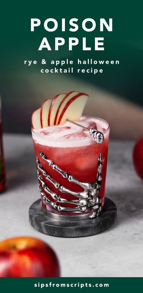 Crown Apple Halloween Drinks, Halloween Drinks With Whiskey, Candy Apple Cocktail, Poison Apple Cocktail, Witches Brunch, Poison Cocktail, Halloween Whiskey, Whiskey Based Cocktails, Apple Cocktail Recipes