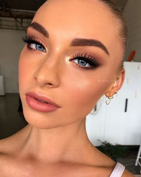 Silvester Make Up, Rose Gold Eye Makeup, Wedding Hairstyles And Makeup, Gold Eye Makeup, Flot Makeup, Stylish Makeup, Bridal Eye Makeup, Beauty Make-up, Braut Make-up