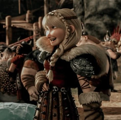 Astrid Hofferson Hairstyle, Astrid Wallpaper, Astrid Cosplay, Hicks Und Astrid, Astrid Httyd, Dragon Hiccup, Httyd 2, Dragon Icon, Astrid Hofferson