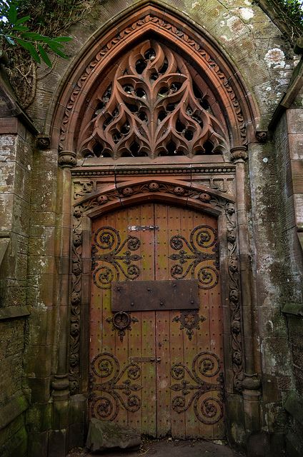 Kirkton crypt | Stuart Mccallay | Flickr Cool Doors, Cat Air, घर की सजावट, Old Doors, Unique Doors, Beautiful Doors, 판타지 아트, Closed Doors, Entrance Doors