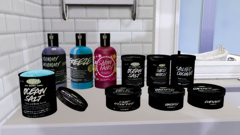 I love lush !!! like in love lol it was awesome making these. Shower GelShampoo and Bath Salt Tubs ( 2 Versions)Face Mask TubsLoads and Loads of swatches for e Sims Furniture, Bathroom Clutter, Furniture Cc, Sims Houses, Sims 4 Clutter, Bloxburg Codes, The Sims 4 Packs, Play Sims, Free Sims