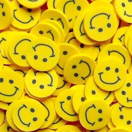 Happy Yellow Aesthetic, Yellow Aesthetic Smiley Face, Yellow Smiley Face Aesthetic, Fake Happy Aesthetic, Yellow Happy Aesthetic, Laughter Aesthetic, Happy Face Aesthetic, Yellow Aesthetics, Smile Aesthetic