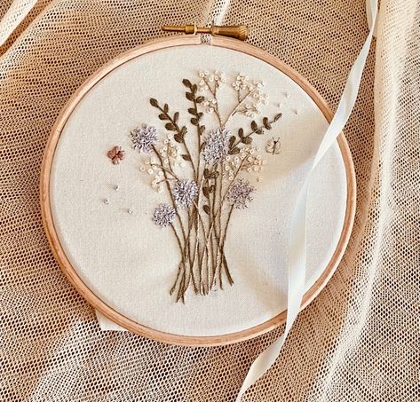 Learn To Embroider, Live In New York City, Learning To Embroider, Beginner Embroidery, Beginner Embroidery Kit, Hand Embroidery Kits, Monthly Payments, Towel Embroidery, Beautiful Scenes