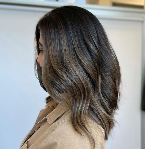 @marlisestyles used #alteregoitalynorthamerica with a balayage and root smudge for the perfect finish 🤎 #behindthechair Root Smudge Brunette, Root Smudge, Summer Hair, Brunette Hair, Fall Hair, Summer Hairstyles, Wavy Hair, Balayage, North America