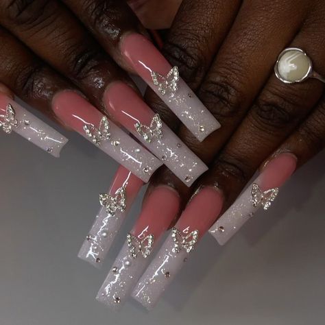 Nails by Alyssa⭐️💕 on Instagram: “🤍🤍🧚‍♀️ Inspo “bbyleuh” on Pinterest 💕 #temecula #temeculanails #murrieta #murrietanails #hemet #hemetnails #wildomar #wildomarnails #perris…” French Butterfly Nails, Butterfly Nails Acrylics, Acrylic Nails With White, Nails With White French, Nails With White, Butterfly Nails, Unique Acrylic Nails, White French, Butterfly Nail