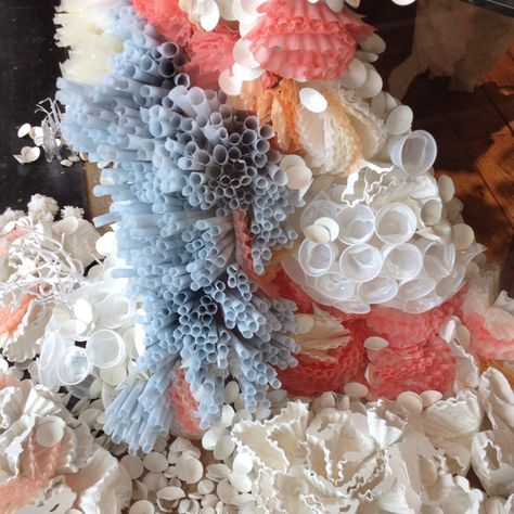 Coffee filters and paper cups transformed to become a coral reef at anthropologie. Anthropologie Display, Under The Sea Party, Coffee Filters, Sea Theme, Recycled Art, Paper Cups, Ocean Themes, Mermaid Party, Coral Reef