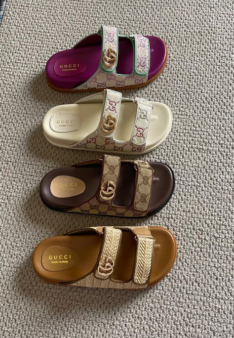 Gucci Slides Outfit Women, Gucci Sneakers Outfit, School Sandals, Club Baddie, Going Out Outfits Night, Outfits Nightclub, Loafers Gucci, Gucci Handbags Outlet, Sandals Gucci