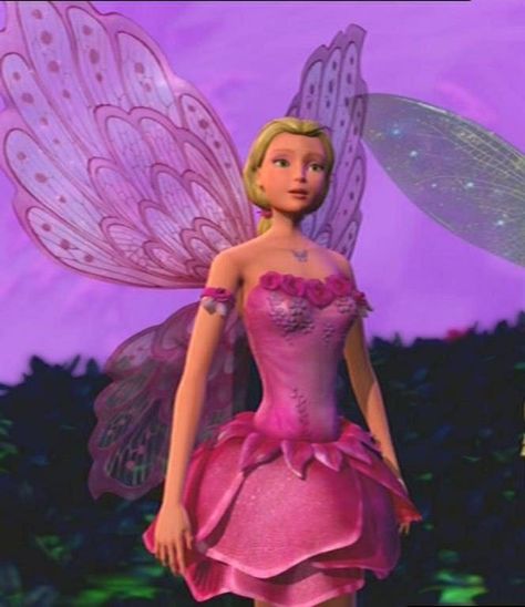 Barbie Princess Cosplay, Old Barbie Movie Costumes, Old Barbie Movies Outfits, Barbie Dresses Movie, Old Barbie Movies, Luna Aesthetic, Hey Barbie, Fairies Movie, Barbie Fanart