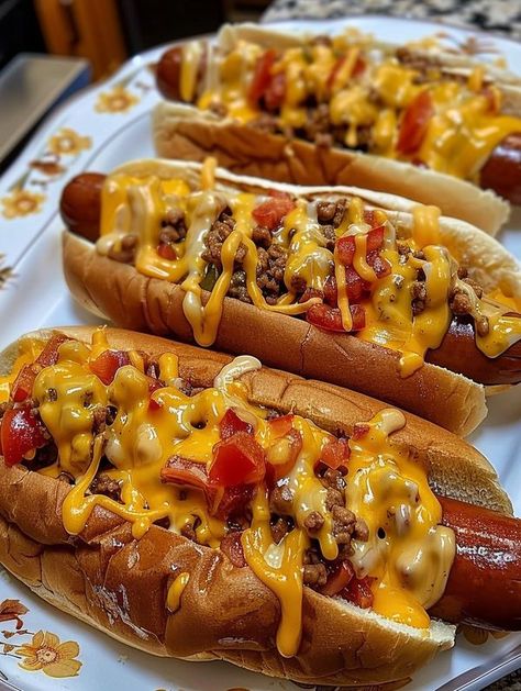 Cheesy Rotel Dogs 🌭🔥
Ingredients:
8... - Amazing Old Recipes Classic Meatloaf Recipe, Hot Dog Recipes, Diced Tomatoes, Yummy Comfort Food, Meal Suggestions, Easy Dishes, Green Chilies, Food Obsession, Food Guide