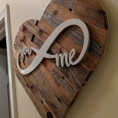 Total time: 3hrsCost: Free ~ $30Difficulty: BeginnerTOOLS USEDTablesaw / Circular sawAxiom CNCMATERIALS USED1/4 Plywood1/2 PlywoodPallet woodMable & Cherry Scrap woodWood Glue 	My Favorite Tools  Gifts for your ValentineValentine's Day is right around the corner and I created 3 easy projects that would make for a great gift. The best part is this was all just wood that I had laying around. Yes, I used my Axiom CNC but that doesn't mean you have to, I did it to save time, after all Wooden Gifts For Her, Handmade Wooden Gifts, Creative Valentines Day Ideas, Valentine Wood Crafts, Homemade Valentines Gift, Valentines Gift Bags, Diy Valentine, Homemade Valentines, Creative Valentines