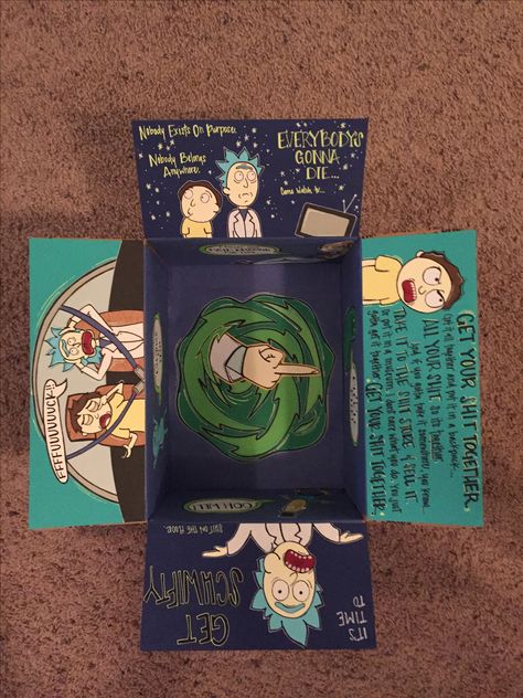 Rick and Morty Deployment Care Package! Cut from craft paper! Presents For Husband, Birthday Ideas For Husband, Care Package Decorating, Boyfriends Birthday Ideas, Boyfriend Care Package, Diy Care Package, Husband Ideas, Birthday Present For Husband, Birthday Care Packages