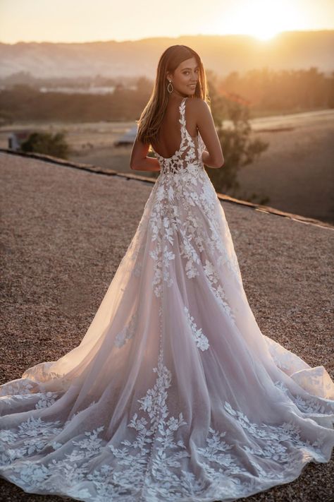 Allure Bridal A Line Wedding Gowns, Beach Wedding Dress Veil, Classic V Neck Wedding Dress, Bohemian Tulle Wedding Dress, Rustic Wedding Dress With Sleeves, Fairytale Wedding Dress Enchanted, Basic Wedding Dresses, Southern Belle Wedding Dress, Rustic Country Wedding Dresses