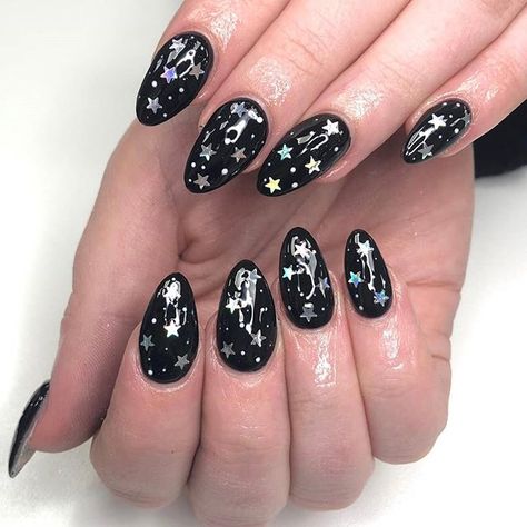 Almond Shaped Acrylics, Sequin Nail Art, Night Nails, Nail Art Black, White Lace Nails, Gradation Nails, White French Nails, Star Sequins, Gucci Nails