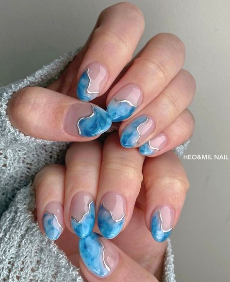 15 Best Beach Themed Nails Ideas For a Stylish Summer Look | Beach Nails Aesthetic