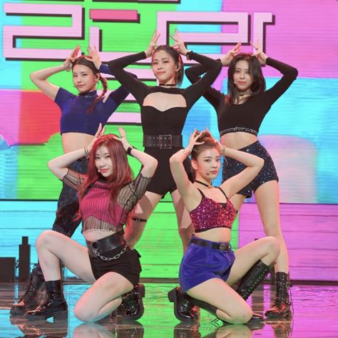 itzy ‘dalla dalla’ lq icon Itzy Dalla Dalla, Pasta