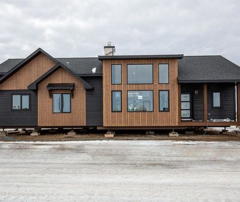 Modular Homes Farmhouse, Small Prefab Homes, Best Modular Homes, Manufactured Homes Floor Plans, Modular Home Plans, Lake Property, Mobile Home Exteriors, Modular Homes For Sale, Property Ideas