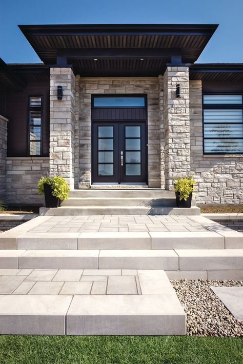 Walkway To Front Door, Front Door Ideas, Patio Slabs, Stone Exterior, Front Walkway, Stone Steps, Outdoor Steps, Front Steps, Entrance Design