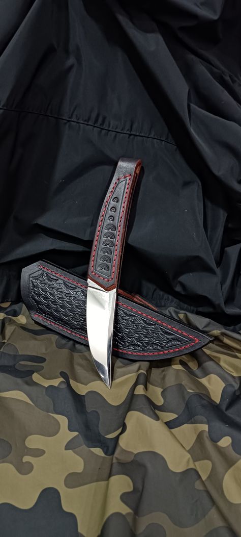 The handmade kwaiken knife is our collaboration with master Murat Tosun. It is assembled by sewing a leather handle on 5.5mm thick N690 steel. With hand crafted leather sheath. Kwaiken Knife, Leather Sheath, Handcrafted Leather, Leather Craft, Leather Handle, Hand Crafted, Sewing, Leather