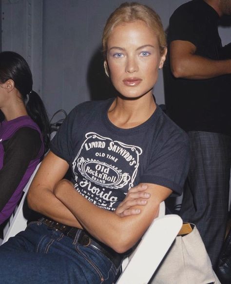 Carolyn Murphy on Instagram: “The year was 1998, backstage at a fashion show 🖤 #tbt” 1999 Fashion, 90’s Outfits, Carolyn Murphy, 90s Runway Fashion, 90s Models, Mixed Emotions, Img Models, Model Life, Fitness Beauty