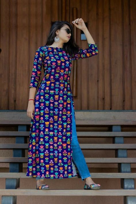 Kurti Captions For Instagram, Dress Patron, Maternity Sewing, Simple Kurta, Kurtis Designs, Plazzo Suits, Indian Kurti Designs, Simple Kurta Designs, Kurti Patterns