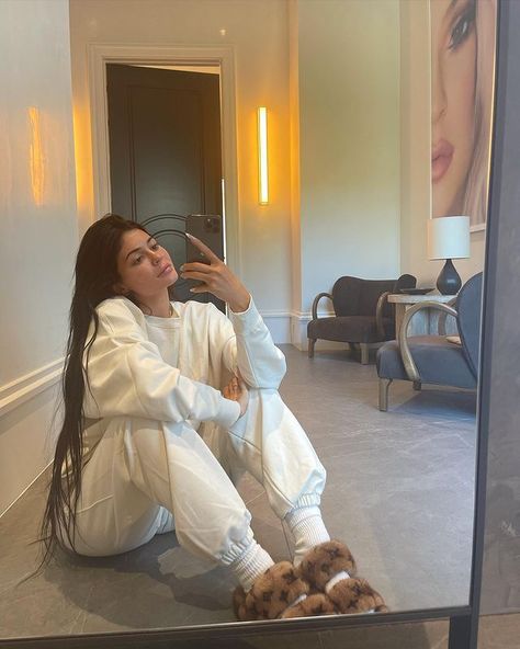 Kylie Jenner Insta, Kylie Jenner 15, Kylie Jenner Mirror, Kylie Jenner Pregnant, Kylie Jenner House, Kylie Jenner Fotos, Stile Kylie Jenner, Kylie Jenner News, Kylie Jenner Photos