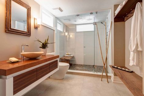 55 Modern Japanese Style Bathroom Ideas ~ Best Minimalist Japanese Bathrooms Asian Bathroom Decor, Zen Bathrooms, Zen Bathroom Design, Japanese Style Bathroom, Asian Bathroom, Japanese Bathroom, White Tub, Zen Bathroom, Bathroom Themes