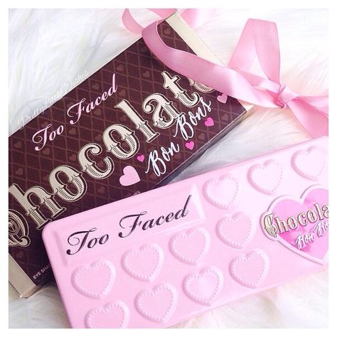 Karen  on Instagram: “posted a little review on my favourite eyeshadow palette… Chocolate Bar Too Faced, Aph Poland, Chocolate Bon Bons, Dessert Aesthetic, Too Faced Chocolate, Makeup Favorites, Korean Makeup Look, Dream Makeup, Girly Makeup