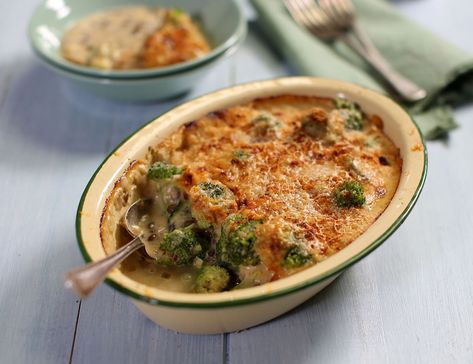 Cheesy Broccoli Rice Casserole, Brussels Sprouts Gratin, Cheesy Broccoli Rice, Vegetable Casserole Recipes, Broccoli Rice Casserole, Steamed Cauliflower, Side Dishes For Chicken, Cauliflower Casserole, Vegetable Casserole