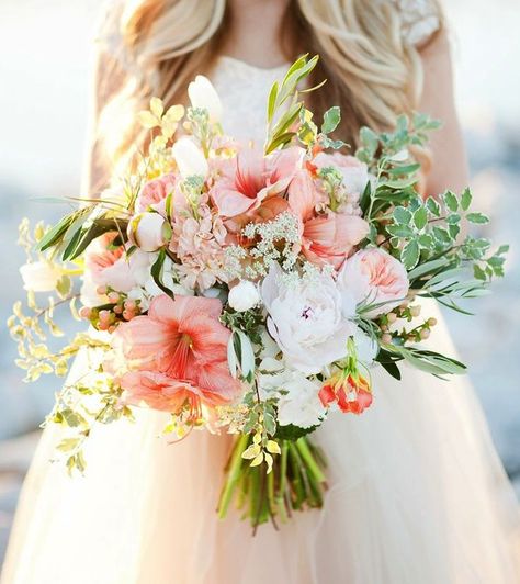 Hibiscus Bouquet Hibiscus Flower Wedding Bouquet, Hibiscus Wedding Flowers, Hibiscus Bridal Bouquet, Hibiscus Bouquet Wedding, Hibiscus Wedding Bouquet, Hibiscus Flower Bouquet, Hibiscus Flower Wedding, Hibiscus Bouquet, Hibiscus Wedding