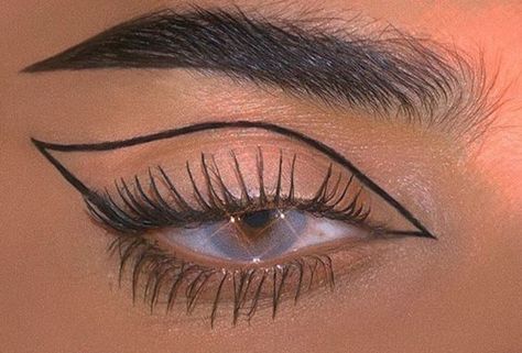 Teknik Makeup, Maquillage On Fleek, Mekap Mata, Indie Makeup, Smink Inspiration, Eye Makeup Designs, Makijaż Smokey Eye, Edgy Makeup, Makeup Eye Looks