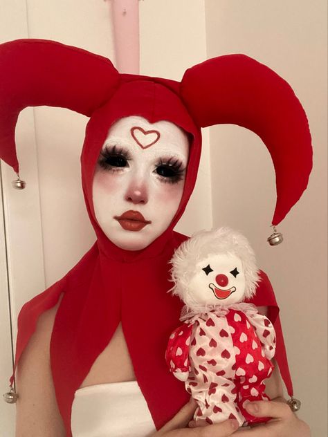 Clown Reference Photo, Red Clown Aesthetic, Lovecore Clown, Scary Clown Costume Women, Pink Clown Aesthetic, Red Clown Makeup, Halloween Clown Costumes, Scary Clown Makeup Creepy, Clown Fairy