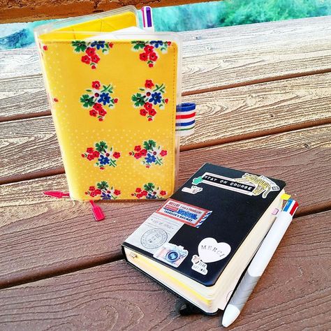 Pocket Moleskine Daily, Moleskine Daily Planner Ideas, Pocket Planner Ideas, Pocket Diary Ideas, Moleskine Daily Planner, Daily Planner Ideas, Moleskine Diary, Daily Planner Diary, Pocket Moleskine