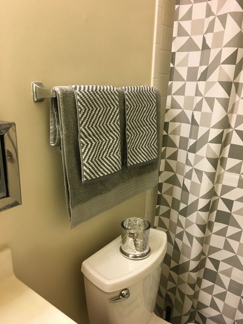 Pinterest: KristineNic0le Bathroom Towel Rack Ideas Over Toilet, Guest Bath Hand Towels, Staging Bathroom Towels, Restroom Towel Ideas, Restroom Towel Decor, Bathroom Towel Arrangement Ideas, Bath Towel Display Ideas, How To Style Towels In Bathroom, Decorative Bathroom Towels Display Ideas