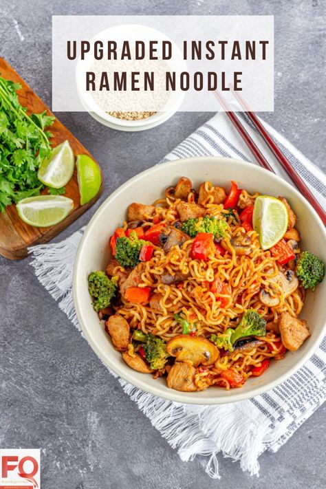 Ramen Noodles With Chicken, Party Dinner Recipes, Stir Fry Noodles Recipe, Noodles With Chicken, Rice Dumplings, Vegetarian Dinner Recipes, Instant Ramen, Dinner Party Recipes, Ramen Noodle