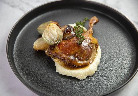 Confit Chicken Leg, Confit Duck Leg Fine Dining, Duck Confit Plating, Celeriac Puree, Pub Meals, Duck Confit Recipe, Duck Dishes, Confit Duck Leg, Chicken Confit