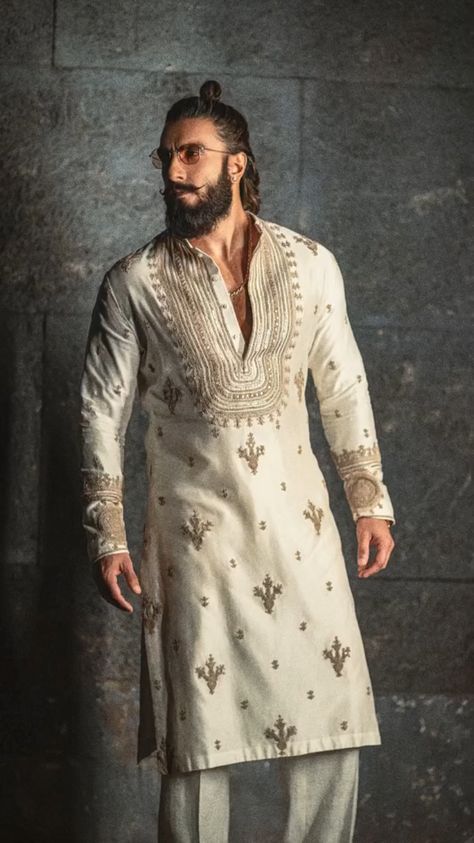 India Fashion Men, Indian Wedding Clothes For Men, Wedding Kurta For Men, Boys Kurta Design, Haldi Outfits, Groom Dress Men, Indian Groom Wear, Wedding Dresses Men Indian, Gents Kurta Design