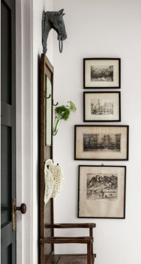 Simple vertical gallery: use one wider pic near the bottom. Tall Narrow Gallery Wall, 3 Vertical Picture Frames On Wall, Vertical Photo Wall Display, Horizontal And Vertical Picture Wall, Vertical Picture Wall Ideas, Narrow Wall Decor Ideas, Hallway Picture Display, Long Vertical Wall Art, Baltimore House