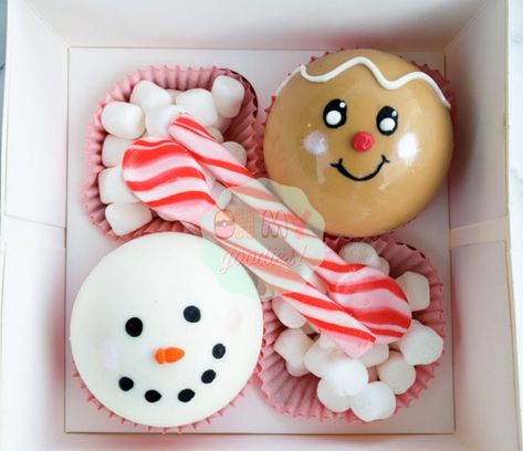 Gingerbread Man Snowman Hot Cocoa Bomb 2 Pack - Etsy Hot Cocoa Mix Gift, Snowman Hot Cocoa, Candied Grapes Recipe, Hot Cocoa Ornaments, Hot Cocoa Bomb, Hot Cocoa Gift, Hot Chocolate Spoons, Diy Hot Chocolate, Christmas Cookies Gift